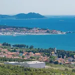 Stunning In بيوغْغاد نا موغو