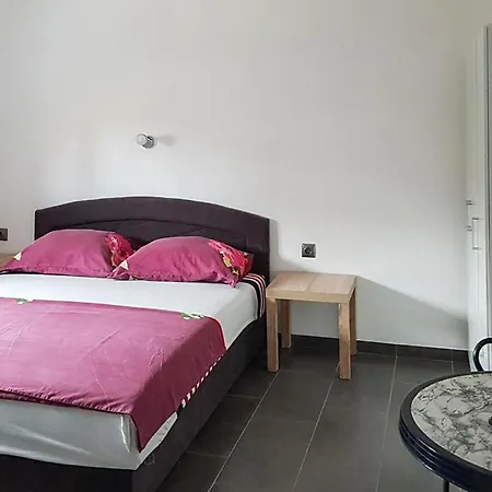 Stunning In Appartement